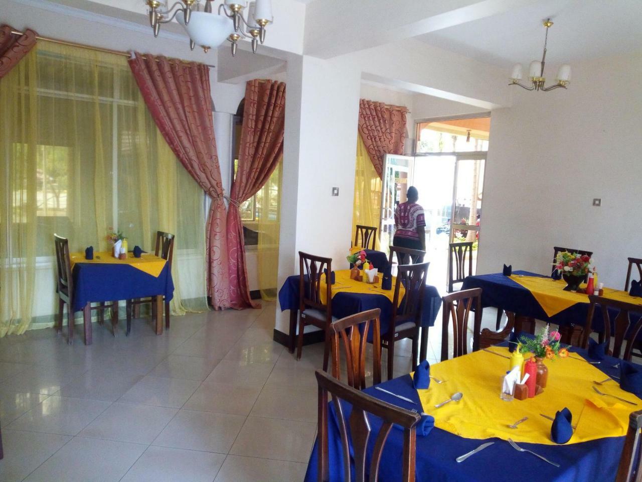 Snow View Hotel Boma la Ngombe Exteriör bild